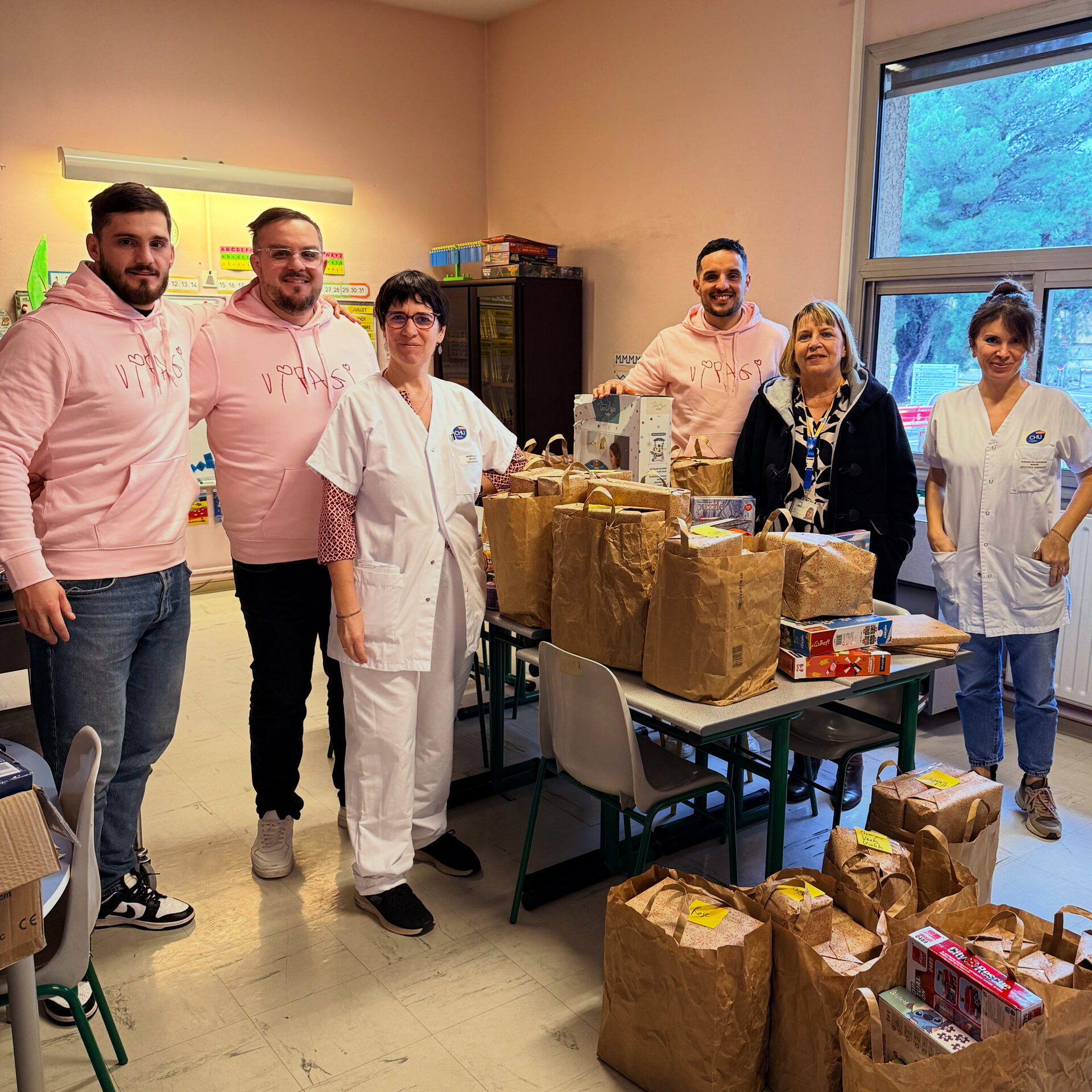 Cadeaux et présents préparés par VIPAGI et Super U Pignan pour les enfants hospitalisés